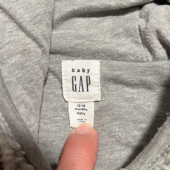 Baby Gap Sherpa hooded one piece - Picture 2 of 3